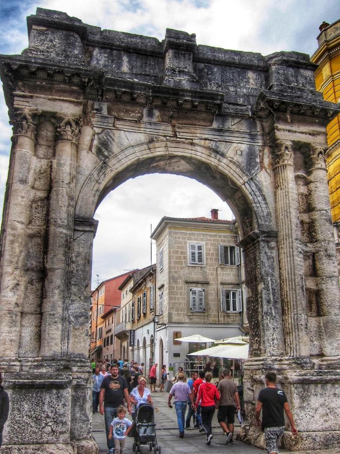 Villa John Pula Dış mekan fotoğraf